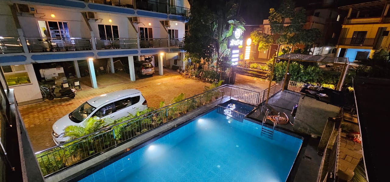 Apsons Resort Pool 2